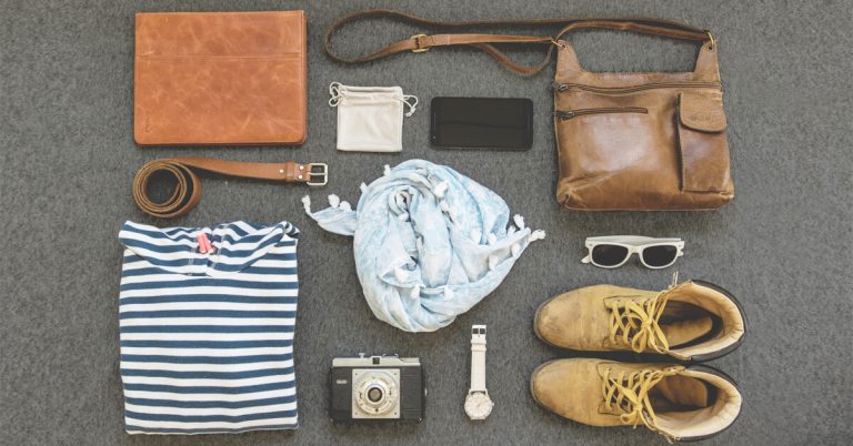 7 Must-Have Things to Carry On Hiking