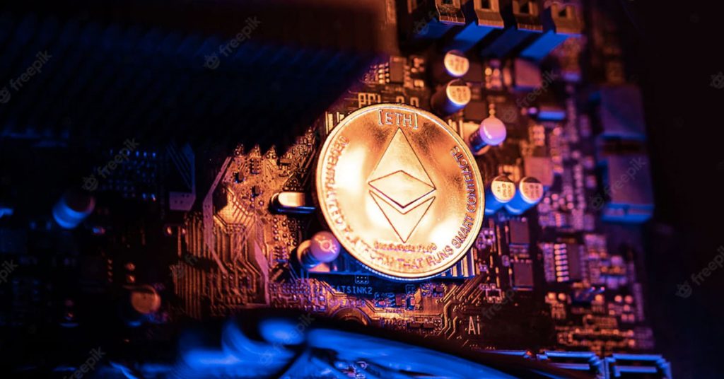 Altcoins help as utility tokens or security tokens. Ethereum and its emergence also had a major influence on the global digital currency market, and with this, traders generally have a very high expectation for their own returns on investment.