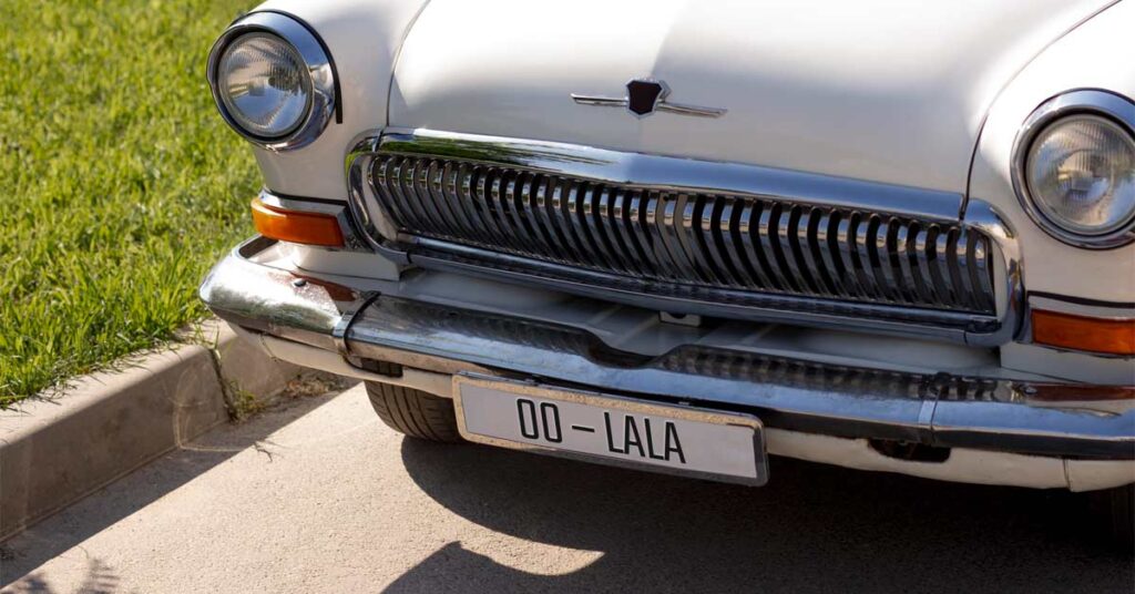 personalized number plate, making your mark on the road, express yourself