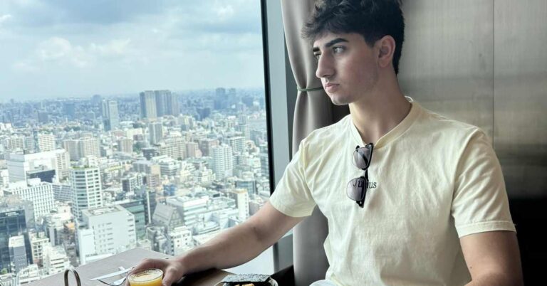 A picture of Zach Yadegari