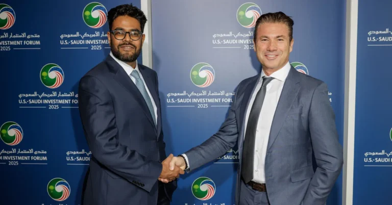 Luma AI CEO Amit jain (L), and HUMAIN CEO Tareq Amin at the Saudi Investment Forum in Washington on 19 November 2025