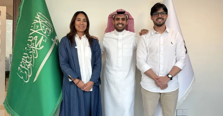 Di-Ann Eisnor, WakeCap President; Dr Hassan Albalawi, WakeCap CEO & Co-founder; and Tulio Cerviño, Trackfy Co-Founder