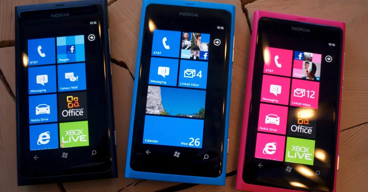 The Nokia Lumia 800 smartphone, representing the Windows Phone platform, in the context of fans calling for a Microsoft relaunch