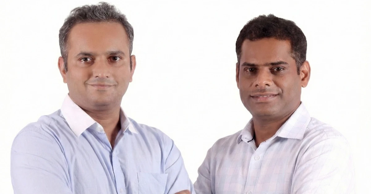 Octobotics Cofounders Mr Ishan Bhatnagar on left and Mr Gulshan Kumar on right