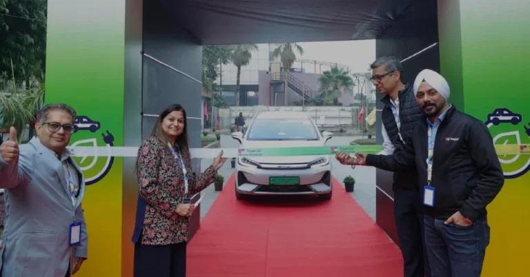 Sapna Bhambani unveils TaskUs’ EV transportation programme in Gurugram as part of the company’s sustainability initiative in India