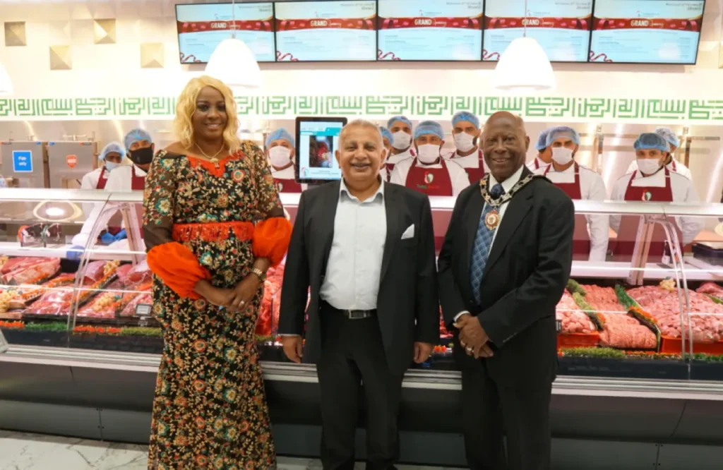 Nollywood actress Judith Akuta (left), Tariq Latif Sheikh (middle), and Councillor Winston Vaughan (right), at the Tariq Halal Meats Stratford Mall launch, October 2021