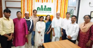 Late actor Nana Patekar with Naam Foundation team